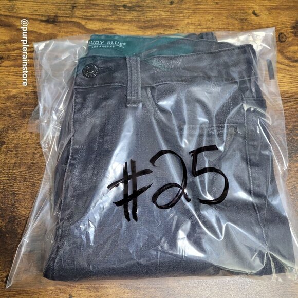 Judy Blue Jeans 28 Skinny Mid Rise Raw Hem Black Wash Stretch Denim JB88268 - Picture 12 of 13